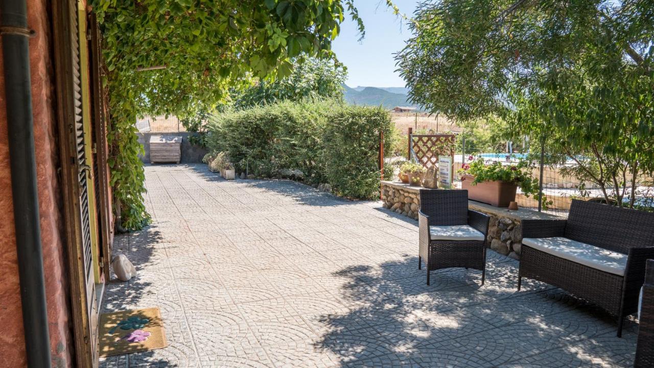 Casa Asfodeli - Villetta In Campagna Con Piscina Cuglieri Kültér fotó